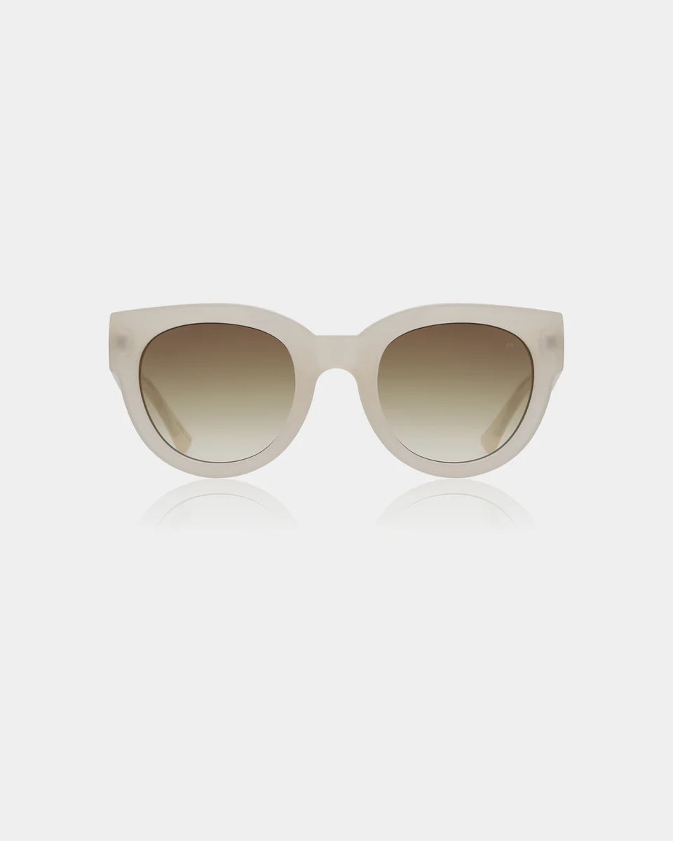 Lilly Sunglasses In Cream Bone