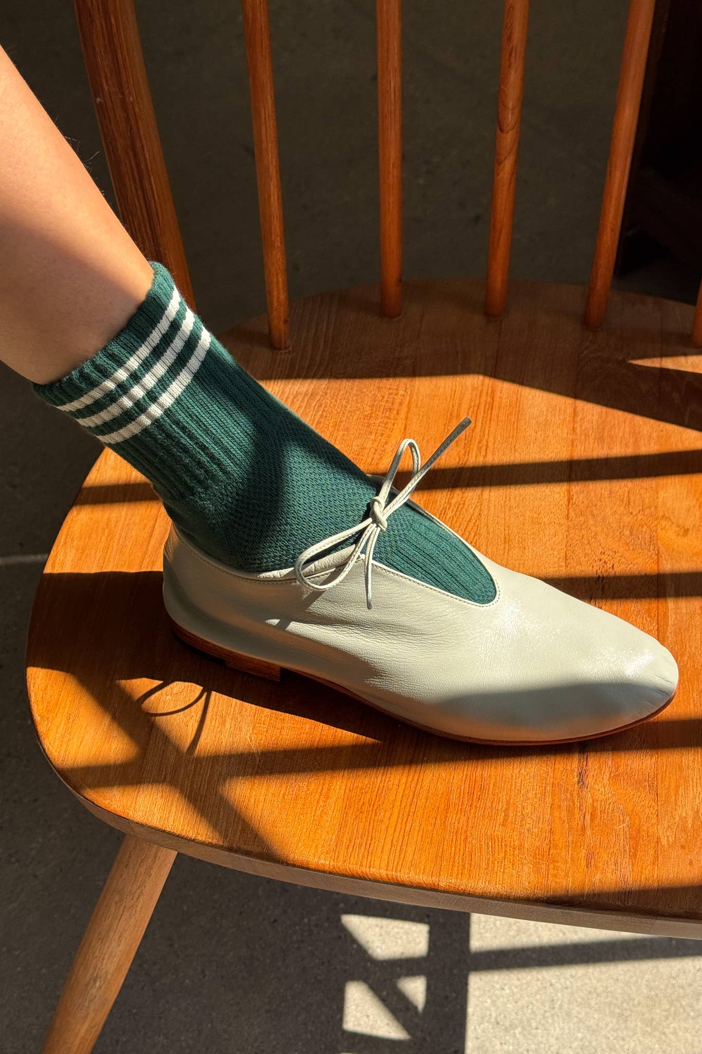 Le Bon Shoppe Girlfriend Socks in Indigo