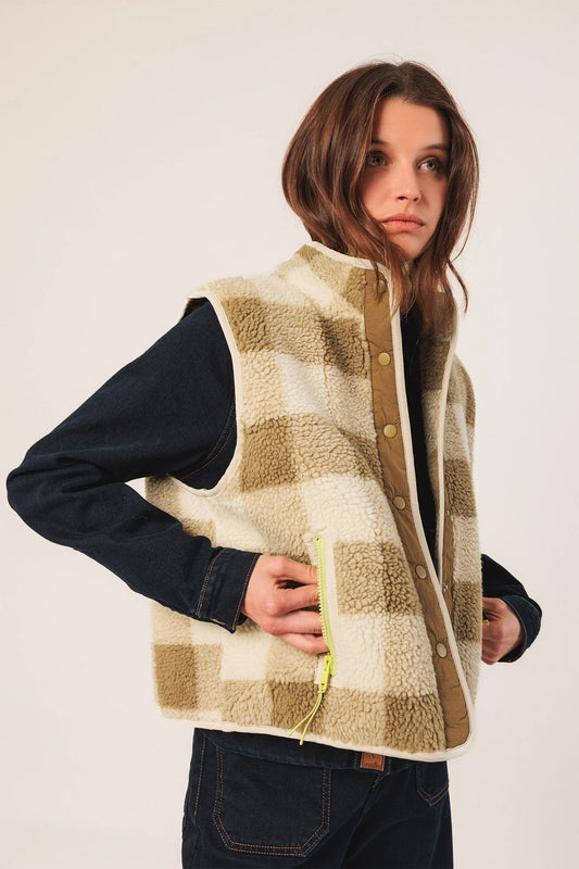 Indi and Cold Check Gilet