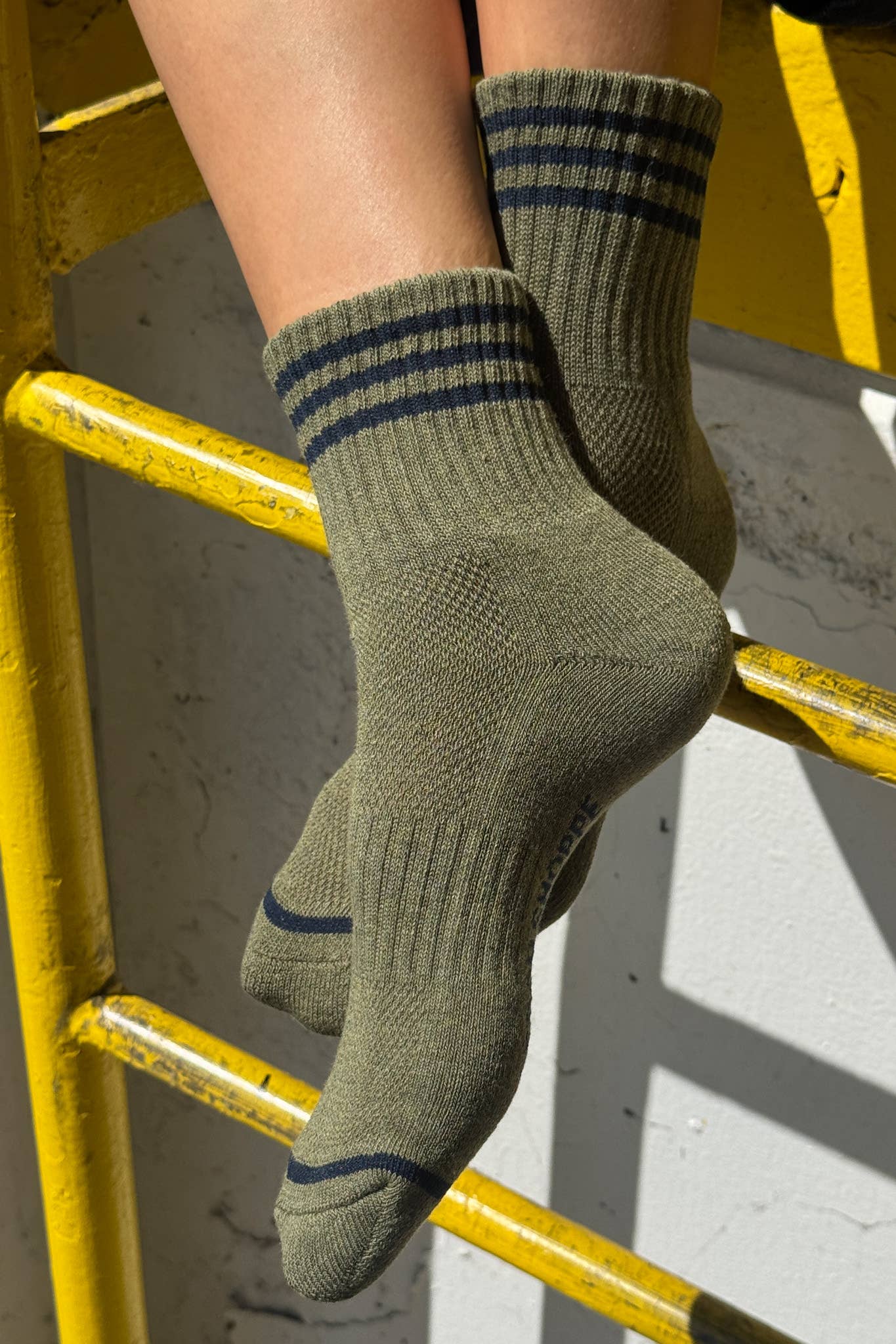 Le Bon Shoppe Girlfriend Socks in Indigo