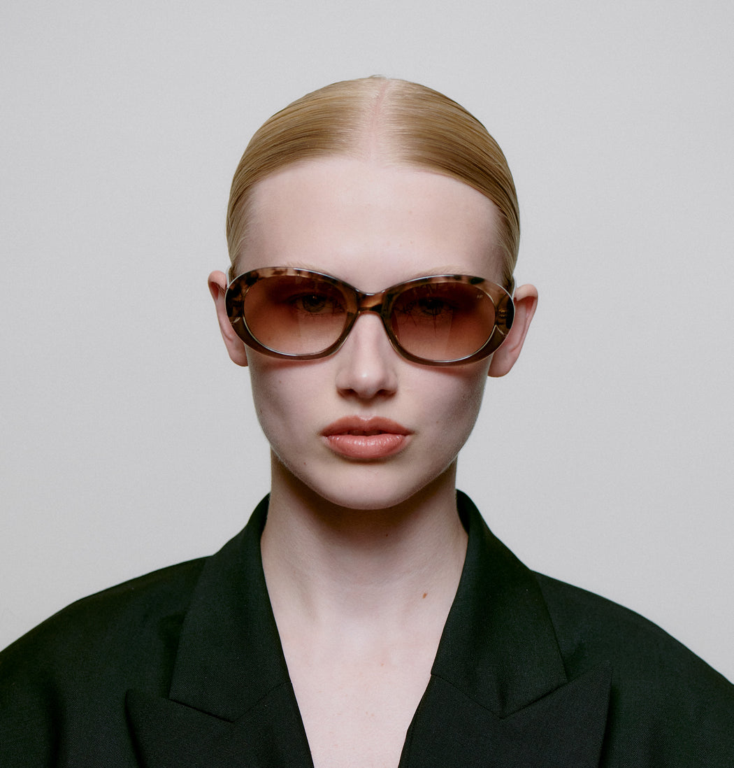 A.Kjaerbede Anma Sunglasses in Coquina / Grey Transparent