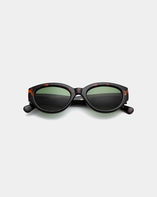 Winnie Sunglasses in Demi Tortoise