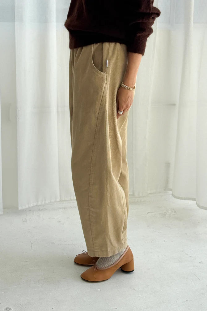 (PRE-ORDER) Le Bon Shoppe Corduroy Arc Pants